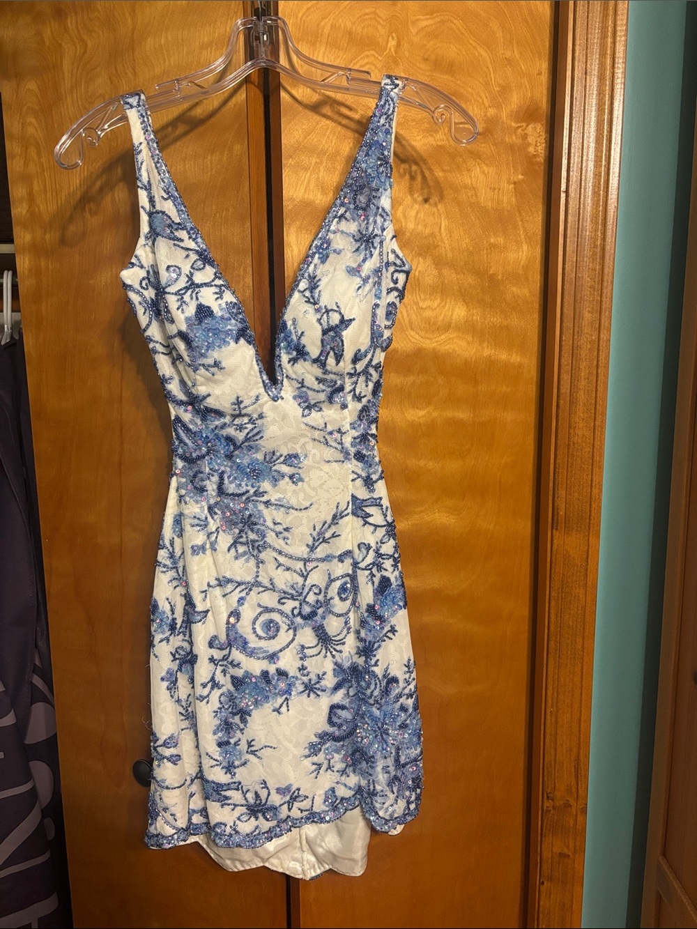Sherri Hill Blue and White Embroidered Plunge Mini Dress